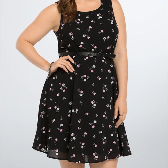 torrid Dresses & Skirts - Torrid Floral Chiffon Dress with Belt